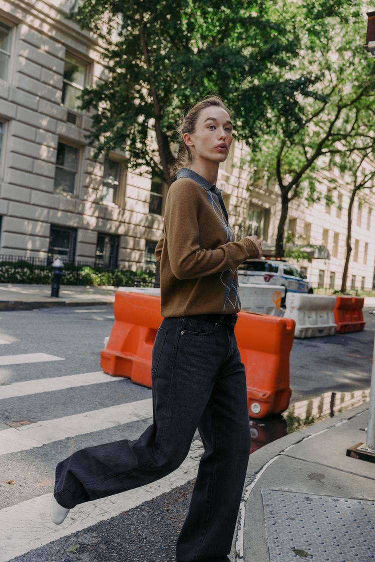 DIAMOND KNIT POLO SWEATER