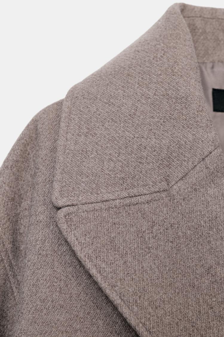 DOUBLE-BREASTED SHORT COAT