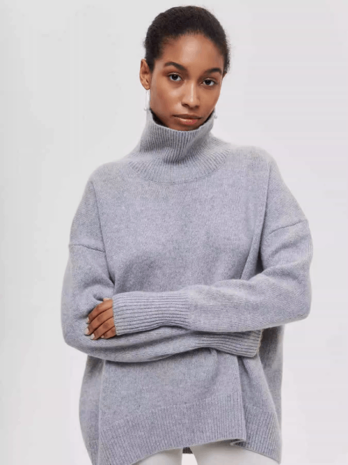 Elyra – Premium Relaxed Turtleneck