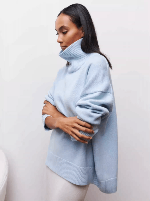 Elyra – Premium Relaxed Turtleneck