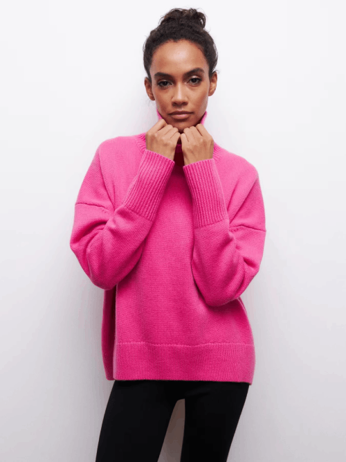 Elyra – Premium Relaxed Turtleneck